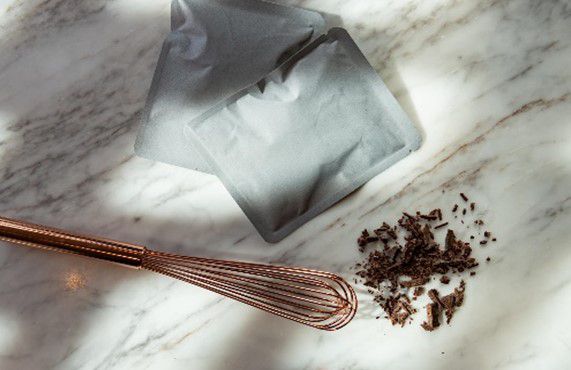 逆サプライズで彼女を喜ばせよう おすすめバレンタインプレゼント7選 Retrip リトリップ