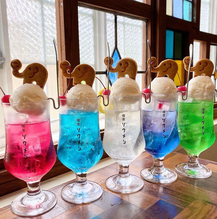 可愛すぎて思わずパシャリ。レトロ懐かしい全国のクリームソーダ