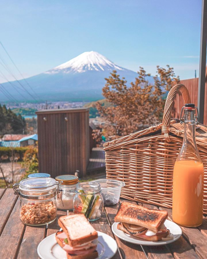 大自然に触れて心を再起動。富士山が望める絶好のグランピングスポットまとめ