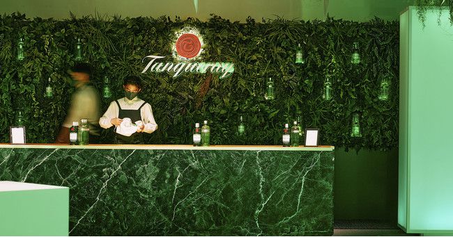 終了】非日常空間でジンカクテル体験。六本木にて『Tanqueray Oasis