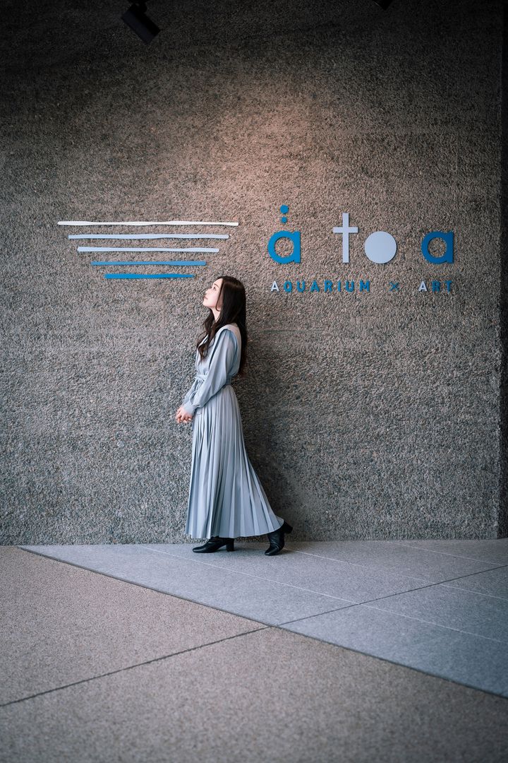 いざ、神秘の「水族アート」の世界へ。他にない没入感に浸れる神戸の新