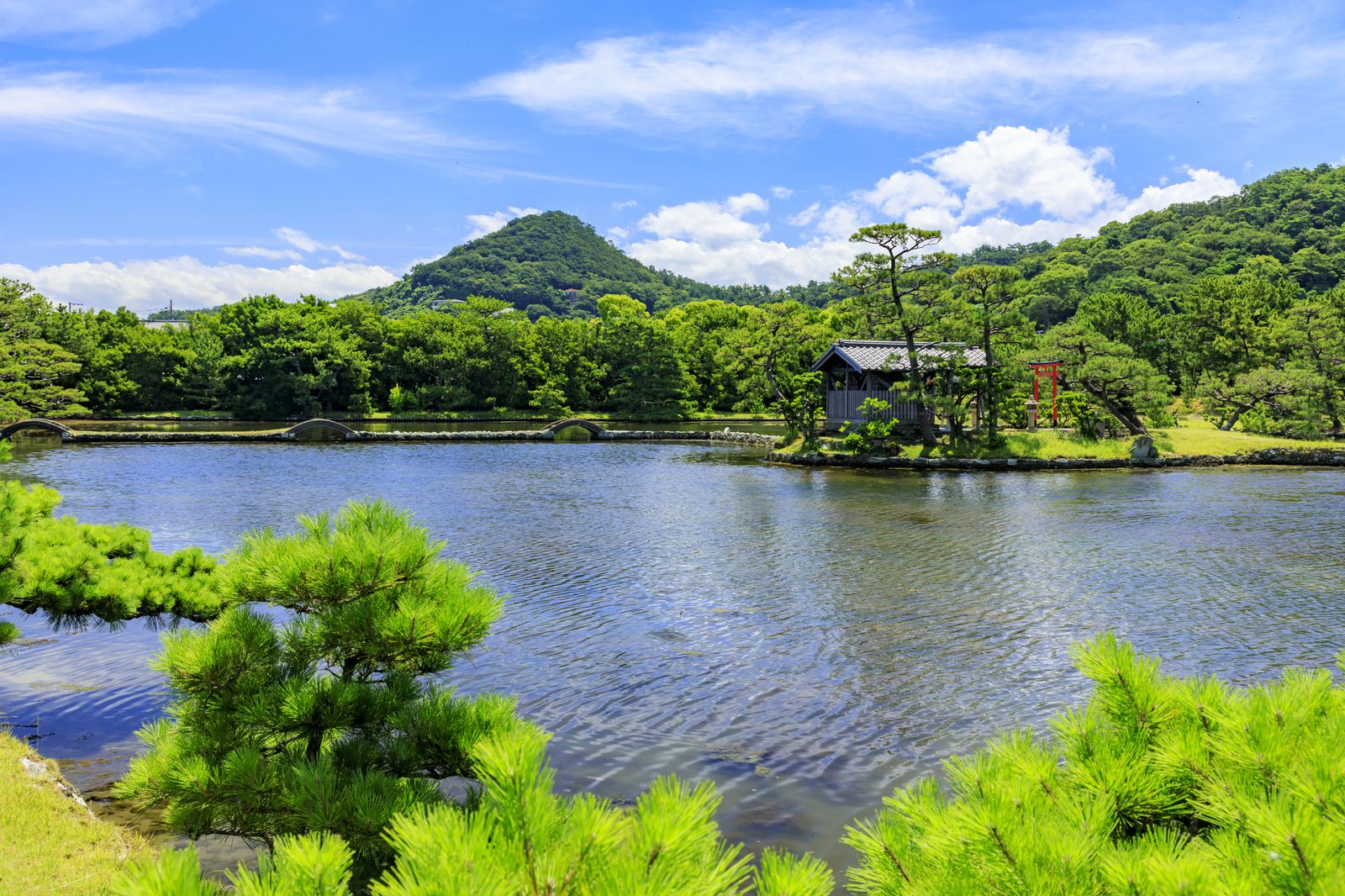 絶景の宝庫「和歌の浦」へ!魅力溢れるフォトスポットを発掘しよう | くふうトリップ