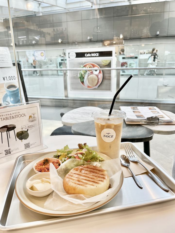 1379439b46bfde-dbf3-48f3-b264-