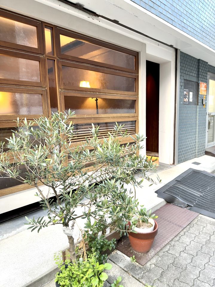 ❤スタイリッシュでお洒落なカフェ仕様❣埋込み型☆天井スピーカー♪❤ ❤スタイリッシュでお洒落なカフェ仕様❣埋込み型☆天井