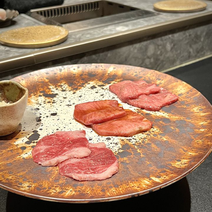 黒毛和牛 雌牛 限定 あっさり 赤身焼肉 1Kg