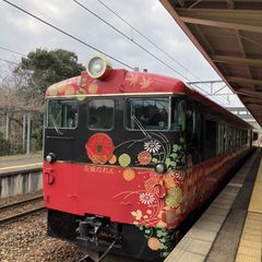 インスタジェニックな旅しよう！日本全国の可愛すぎる電車を8つ厳選し