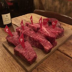 今夜はがっつりお肉デート 東京都内の雰囲気抜群のお肉料理店10選 Retrip リトリップ